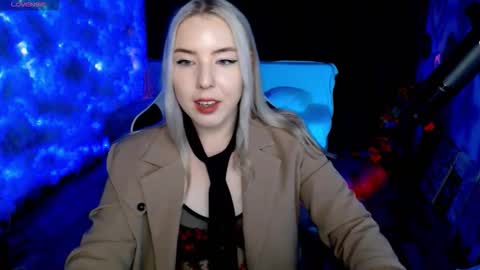 Sophia online show from September 16, 2025, 11:17 pm