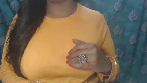 Snapshot of sophia_indian chatting on January 4, 2025, 4:23 am Sophia Tamil online show from January 4, 2025, 4:23 am