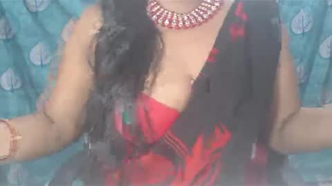 Snapshot of sophia_indian chatting on January 6, 2025, 1:08 pm Sophia Tamil online show from January 6, 2025, 1:08 pm