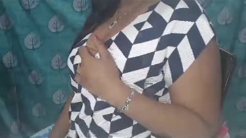 Snapshot of sophia_indian chatting on January 7, 2025, 12:31 pm Sophia Tamil online show from January 7, 2025, 12:31 pm
