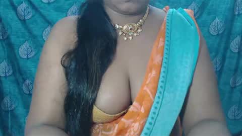 Snapshot of sophia_indian chatting on February 10, 2025, 6:03 pm Sophia Tamil online show from February 10, 2025, 6:03 pm