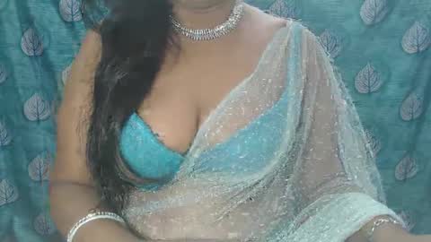 Snapshot of sophia_indian chatting on February 23, 2025, 9:44 am Sophia Tamil online show from February 23, 2025, 9:44 am
