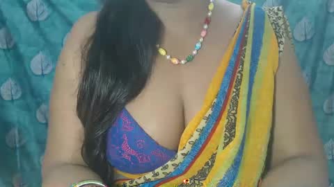 Snapshot of sophia_indian chatting on February 25, 2025, 4:35 am Sophia Tamil online show from February 25, 2025, 4:35 am