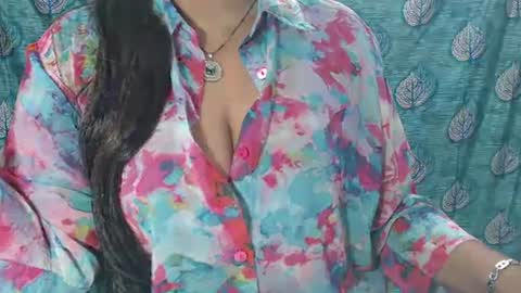 Snapshot of sophia_indian chatting on March 1, 2025, 11:06 am Sophia Tamil online show from March 1, 2025, 11:06 am