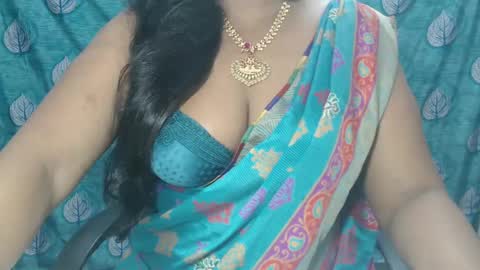 Snapshot of sophia_indian chatting on March 12, 2025, 4:56 pm Sophia Tamil online show from March 12, 2025, 4:56 pm