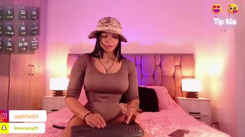 Snapshot of sophia_karsonn chatting on March 6, 2025, 10:47 pm Sophia Carson online show from March 6, 2025, 10:47 pm