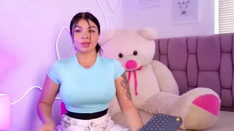 Snapshot of sophia_karsonn chatting on October 5, 2025, 5:33 pm Sophia Carson online show from October 5, 2025, 5:33 pm