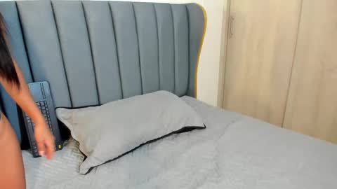 sophia_owens_2 online show from September 12, 2025, 10:04 am