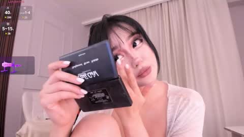 QUEEN OF SQUIRT online show from March 3, 2025, 9:05 pm