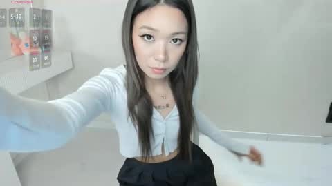 QUEEN OF SQUIRT online show from November 11, 2025, 11:43 am