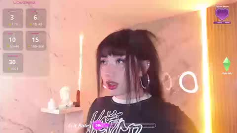 Snapshot of sophia_tf chatting on September 9, 2025, 1:10 pm Sophia online show from September 9, 2025, 1:10 pm