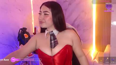 Sophia online show from November 4, 2025, 9:36 pm