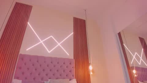 sophia_turneer online show from March 30, 2026, 10:11 pm