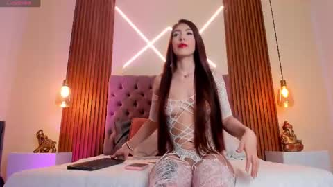 Snapshot of sophia_turneer chatting on June 19, 2026, 3:00 am sophia_turneer online show from June 19, 2026, 3:00 am