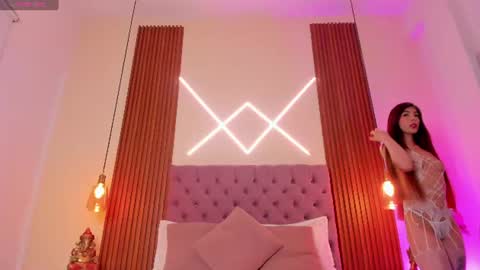 sophia_turneer online show from August 6, 2026, 1:51 am