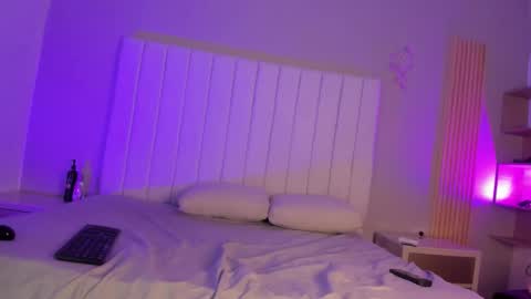 Snapshot of sophia_walkett chatting on March 24, 2026, 2:22 pm Michelle online show from March 24, 2026, 2:22 pm