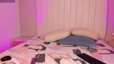 Snapshot of sophia_walkett chatting on April 14, 2026, 2:23 pm Michelle online show from April 14, 2026, 2:23 pm