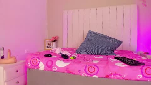 Snapshot of sophia_walkett chatting on June 23, 2026, 2:26 pm Michelle online show from June 23, 2026, 2:26 pm