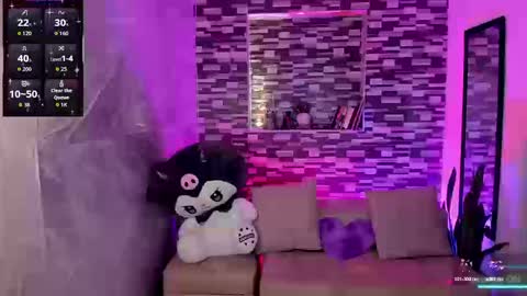 Sophia online show from September 22, 2025, 9:17 pm
