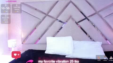 Snapshot of sophiaa_paris chatting on March 25, 2026, 3:12 am Sophia Paris online show from March 25, 2026, 3:12 am