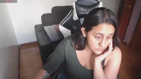 sophiaa_vega_ online show from May 3, 2026, 6:47 pm