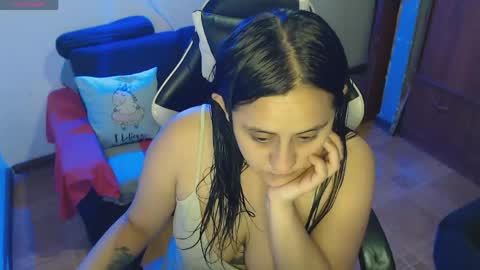 sophiaa_vega_ online show from May 22, 2026, 9:48 am