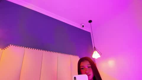 Sophie online show from January 8, 2026, 12:18 pm