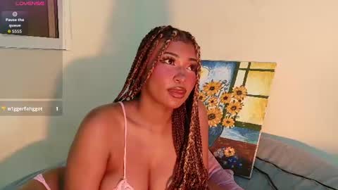 Sophie online show from July 9, 2026, 1:42 am
