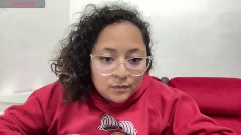 sophiaburton online show from September 17, 2025, 9:27 pm
