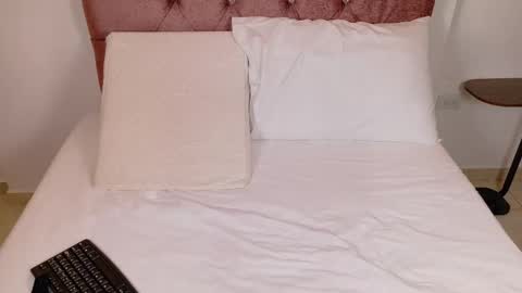 Sophia online show from February 5, 2026, 12:43 pm