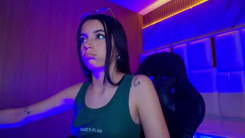 Snapshot of sophiadoll_tf chatting on October 6, 2025, 8:28 pm sophiadoll_tf online show from October 6, 2025, 8:28 pm