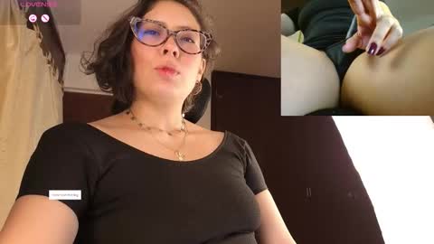 Sophia online show from November 2, 2025, 2:03 am