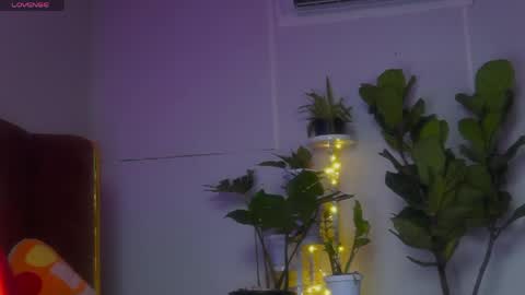Sophia online show from April 22, 2026, 7:59 pm