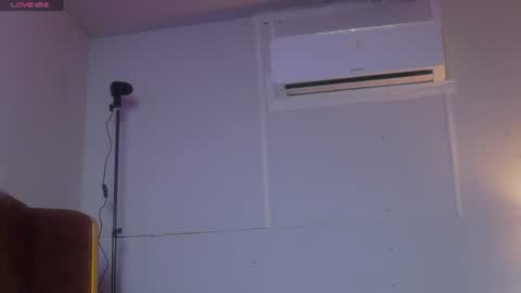 Sophia online show from June 17, 2026, 9:49 pm