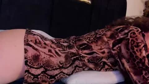 sophiamiller6 online show from April 10, 2026, 5:06 pm