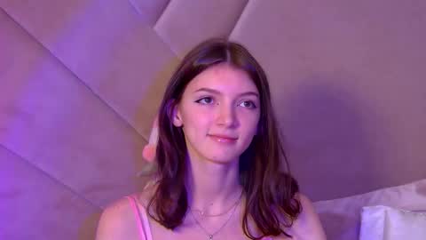 SophiaProve online show from November 26, 2025, 5:47 pm