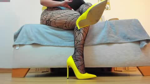 Sophia online show from April 27, 2026, 8:40 pm