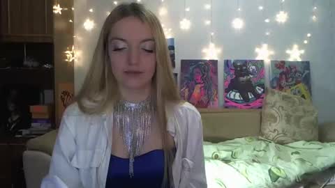 SophiaSonata online show from January 14, 2025, 8:37 pm
