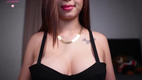 Sophy online show from November 5, 2025, 1:49 am