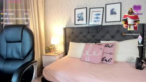 sophie__blare online show from May 12, 2026, 7:11 pm