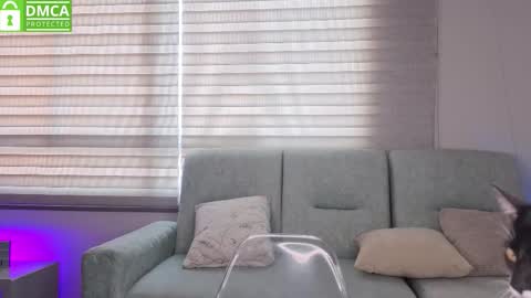 Sophie  online show from November 21, 2025, 3:00 pm