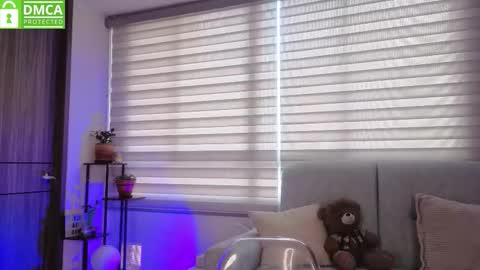 Sophie  online show from January 14, 2026, 2:44 pm