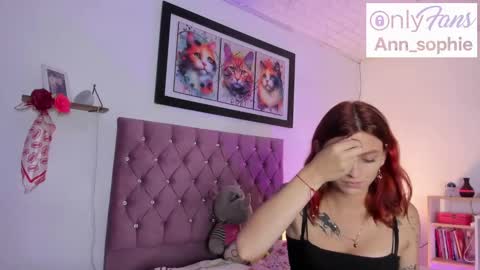 sophie doll online show from September 18, 2025, 10:23 pm