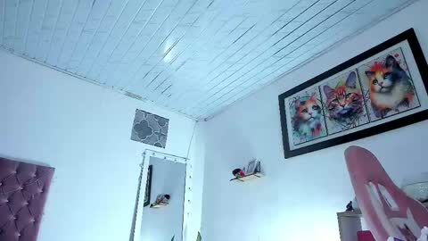 sophie doll online show from April 29, 2026, 6:50 am