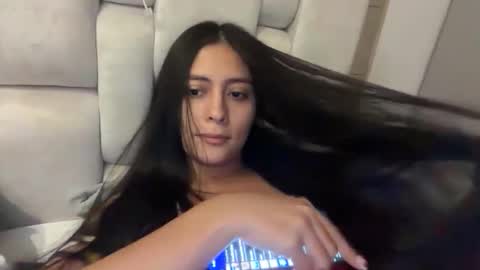 Sophie online show from May 6, 2026, 10:26 pm