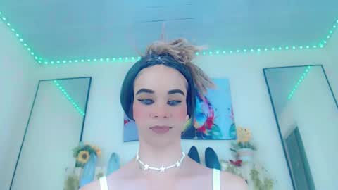 sophie_miaa online show from February 24, 2025, 3:33 am