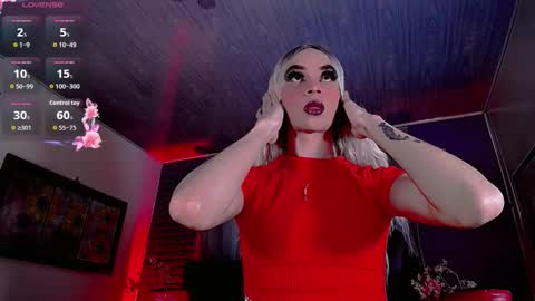 sophie_miaa online show from September 22, 2025, 11:23 am