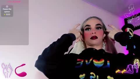 sophie_miaa online show from October 15, 2025, 11:21 am