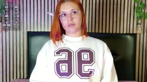 sophie_new25 online show from January 9, 2026, 12:41 pm