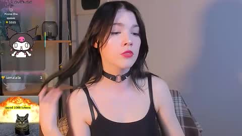 Snapshot of sophie_nomenal_ chatting on October 7, 2025, 1:52 pm sophie_nomenal_ online show from October 7, 2025, 1:52 pm